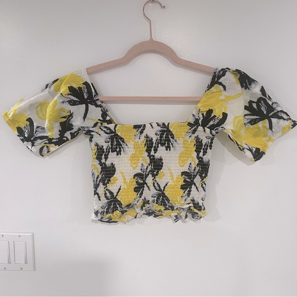 Walter Baker Smocked Crop Top 100% Cotton Women’s Sz S NWOT - Picture 2 of 8